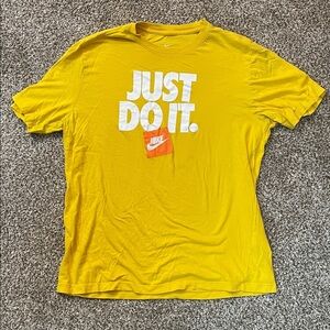 🩵Nike Vibrant Yellow Tee with Iconic Slogan